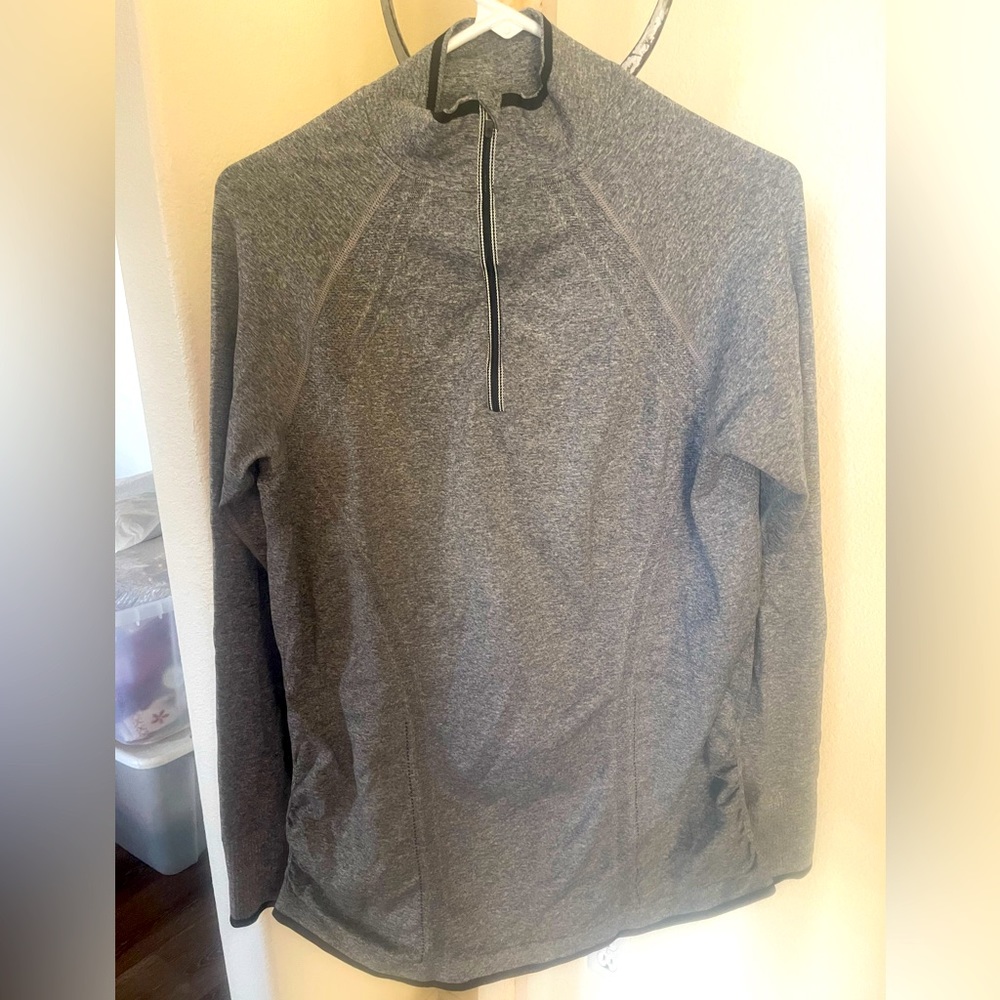 Athleta long sleeve shirt Size XL